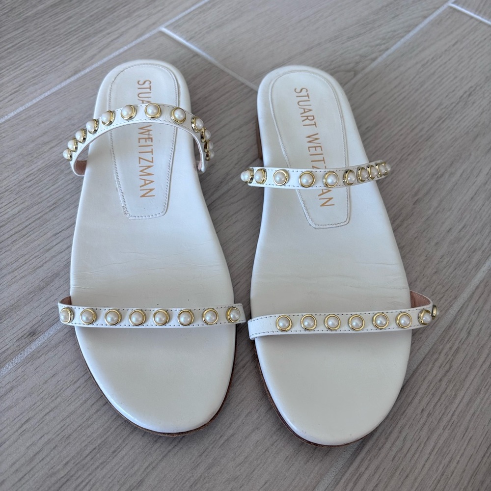 Stuart Weitzman Pearl Embellished 7.5 White Sandals